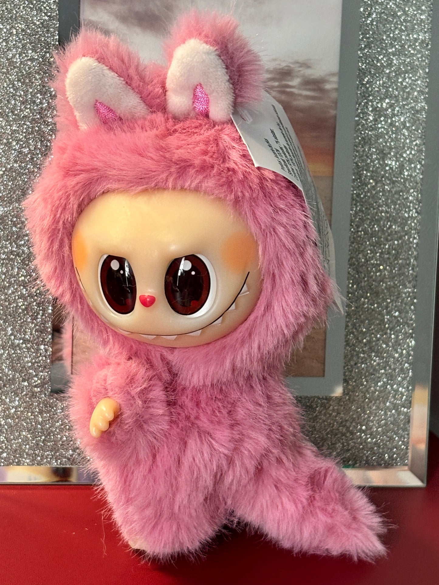 "Labubu Chic - Costum Fashion Dinozaur pufos- seria ZOO!"
