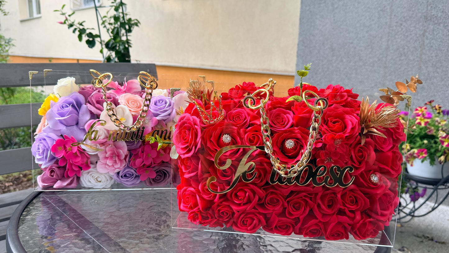 Geantă Luxury cu Flori de Sapun Premium – „Te iubesc”
