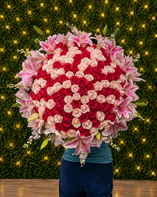 Buchet Luxury Royal Lily – Trandafiri de Săpun și Crini