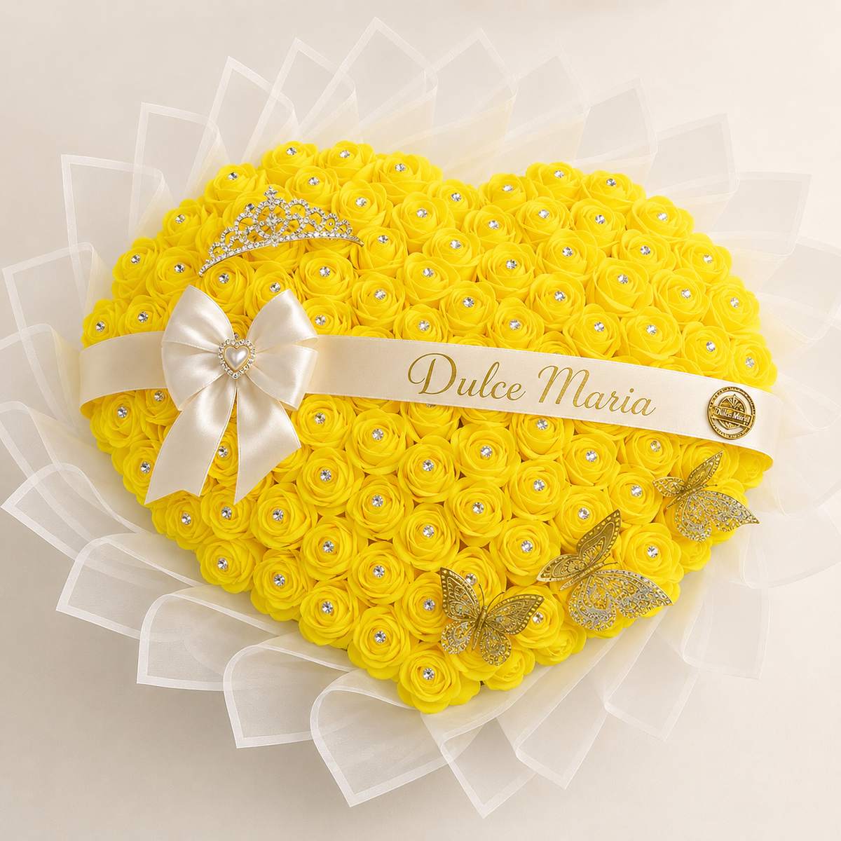 Buchet Inimă Golden Sunshine – Trandafiri de Săpun