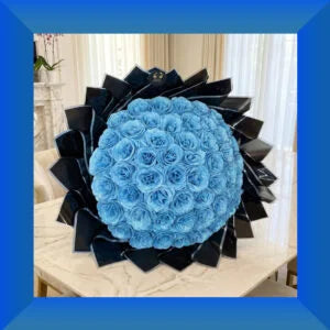 Buchet de trandafiri Azure Radiance Infinity