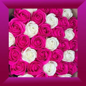 Buchet de trandafiri cu săpun roz și perle Blush & Pearl Harmony